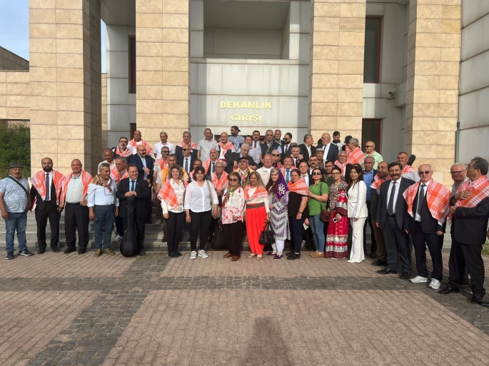 Diyarbakır'da Alevi Bektaşi Türkmen Kültürü Konferans ve Anma Etkinliği Gerçekleşti
