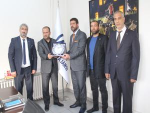 MÜSİAD Diyarbakır Şube Başkanı Bozkuş, AA Diyarbakır Bölge Müdürü Gültekin'i ziyaret etti