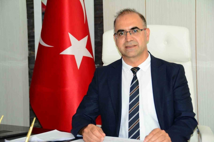 Prof. Dr. Akdağ’dan KBB ilgili İngilizce eser