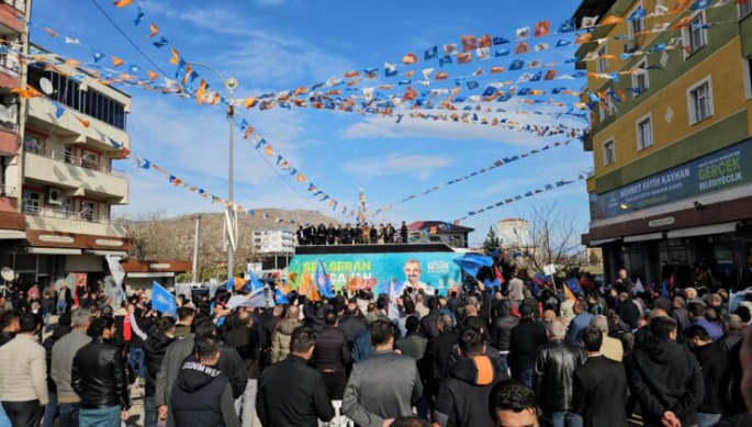 Seçim Bürosu Açılışı Mitinge Döndü